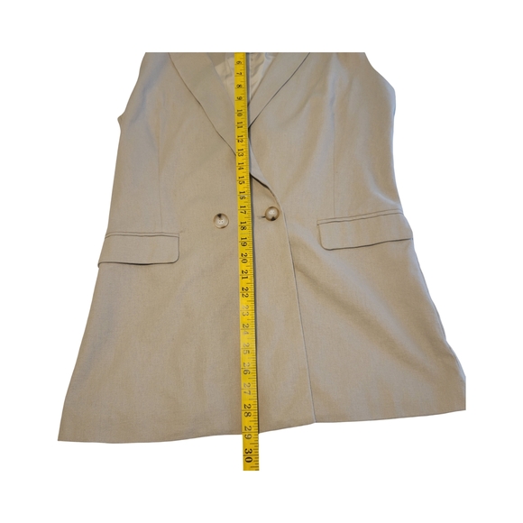H by Halston Tan Blazer Vest - Picture 4 of 9